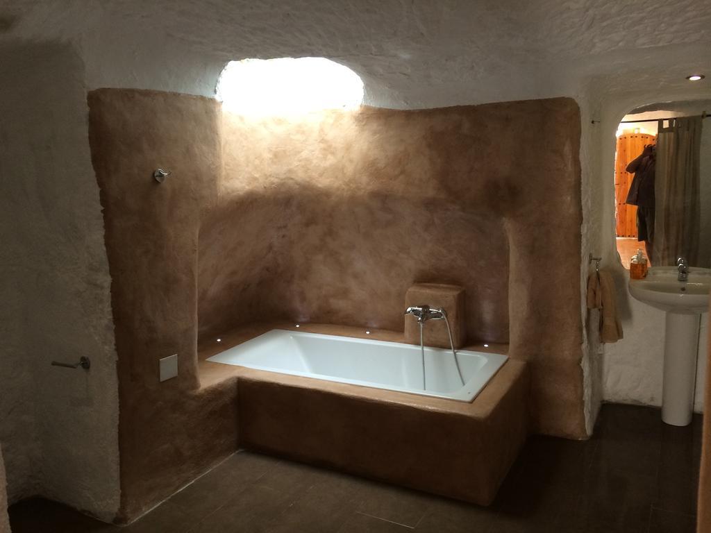 Вилла Cuevas Del Cipres Баса Номер фото